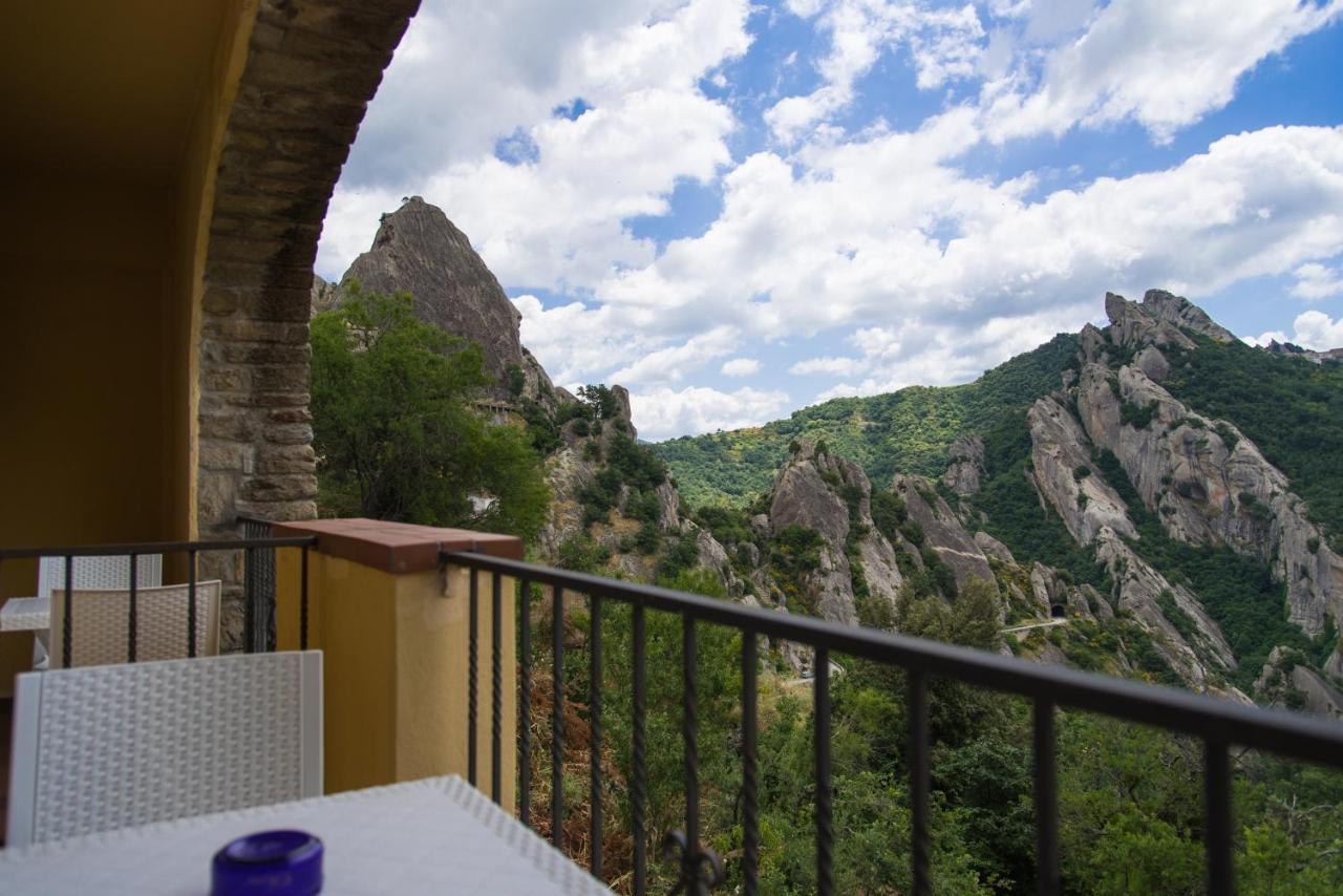 La Locanda Di Castromediano Кастелмецано Екстериор снимка